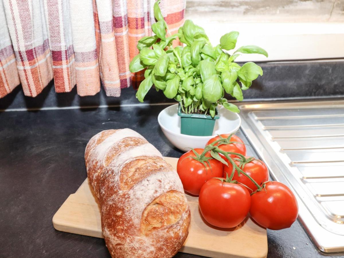 וויטבי The Garden Apartment מראה חיצוני תמונה