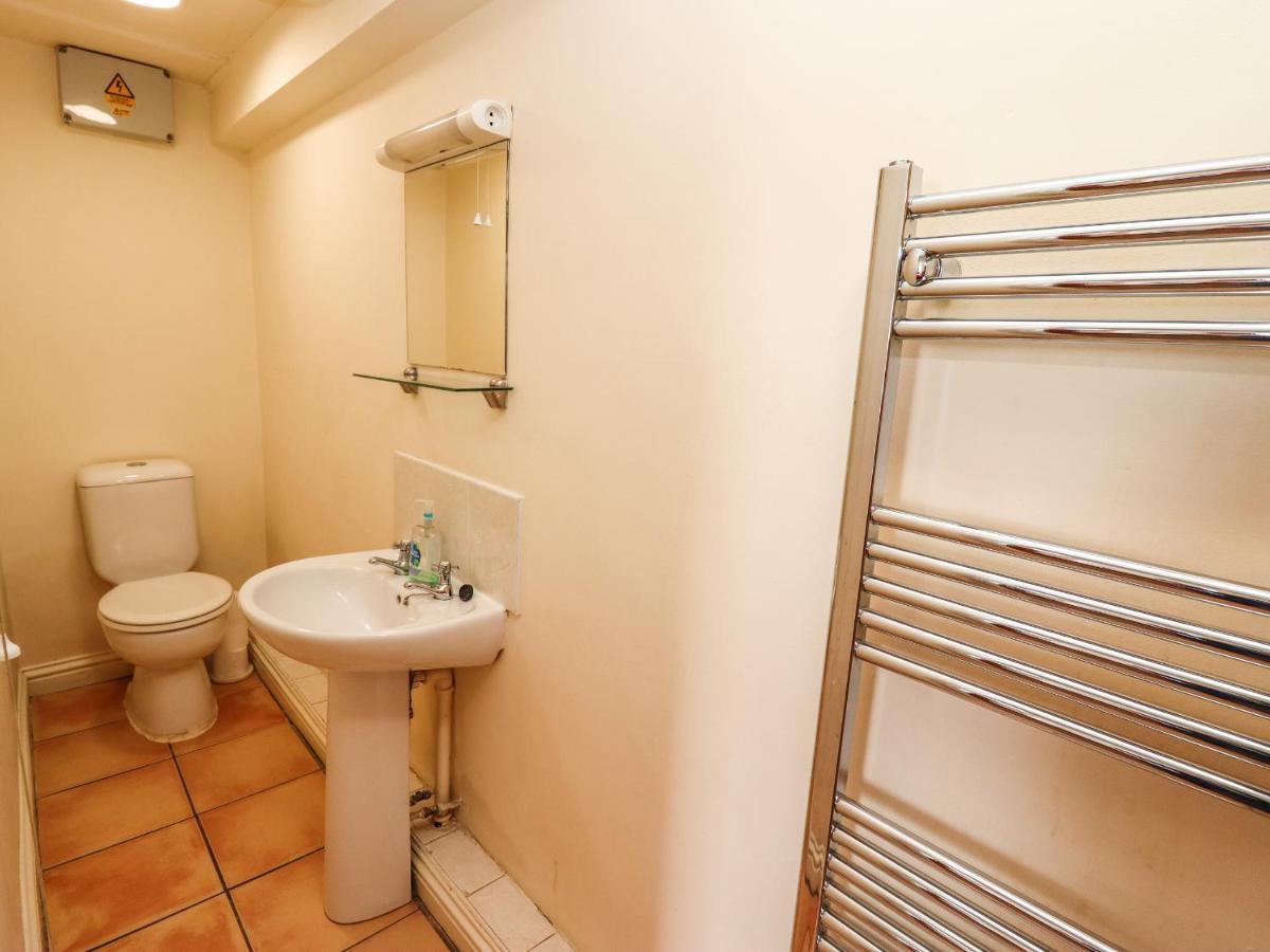 וויטבי The Garden Apartment מראה חיצוני תמונה